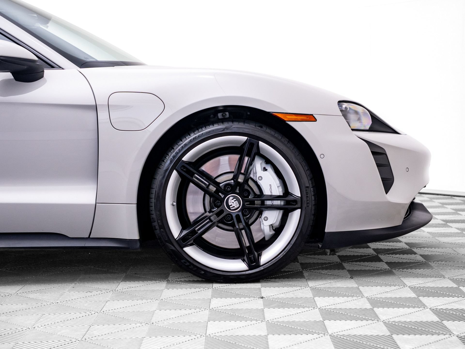 Certified 2021 Porsche Taycan 4S AWD/4WD image 34