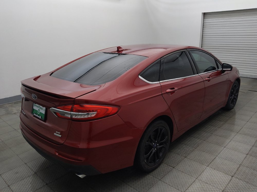 Used 2019 Ford Fusion SE w/ Equipment Group 151A FWD image 9