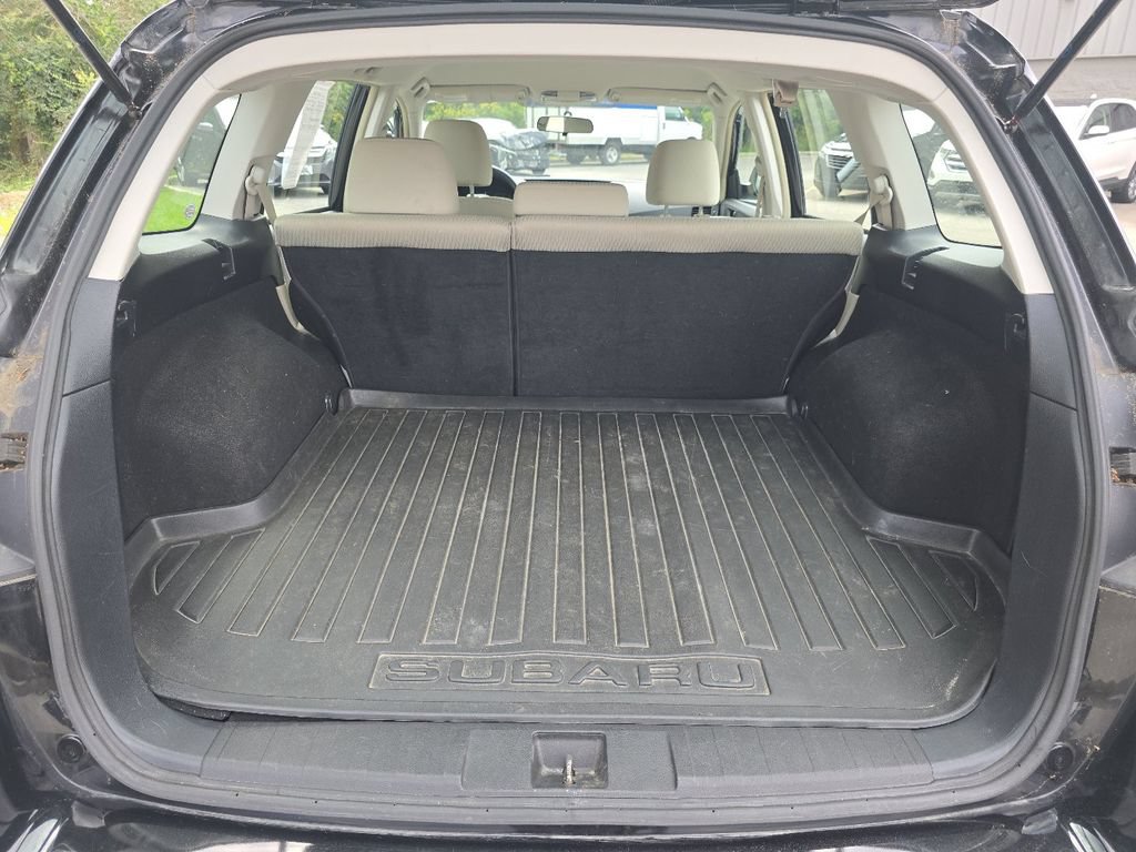 Used 2011 Subaru Outback 2.5i AWD/4WD image 13
