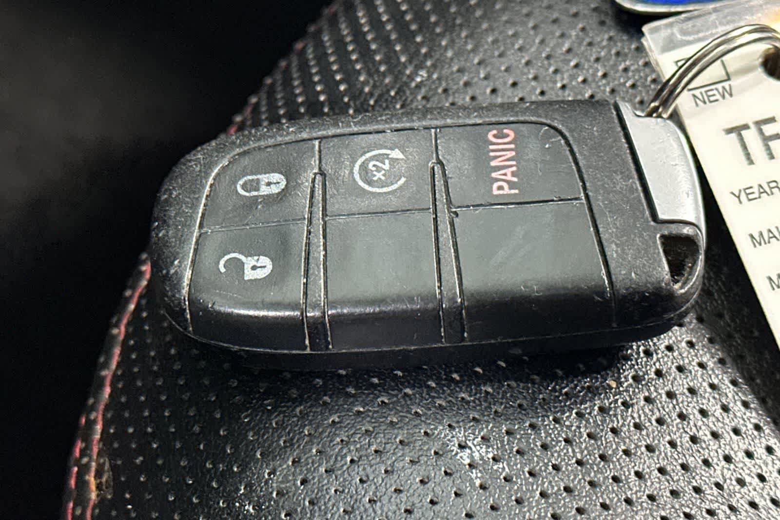Used 2014 Dodge Journey R/T w/ Flexible Seating Group AWD/4WD image 26