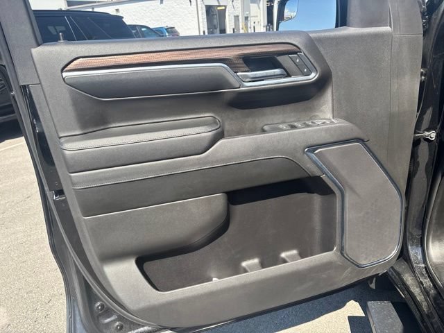 Used 2024 Chevrolet Silverado 1500 LT AWD/4WD image 25