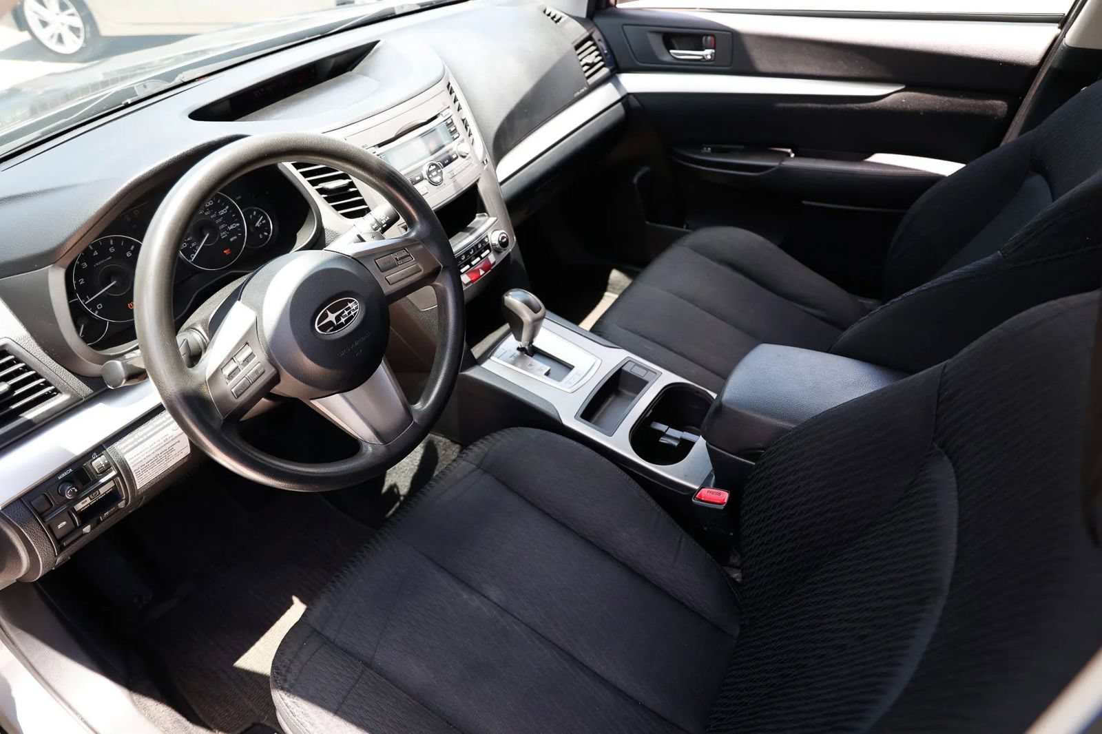 Used 2011 Subaru Outback 2.5i AWD/4WD image 17