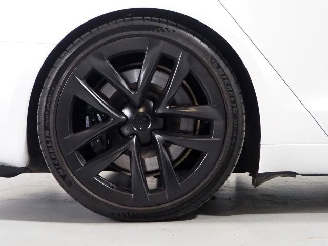 Used 2021 Tesla Model S Plaid image 48