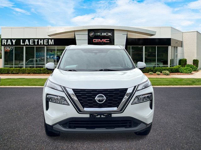 Used 2021 Nissan Rogue SV image 8