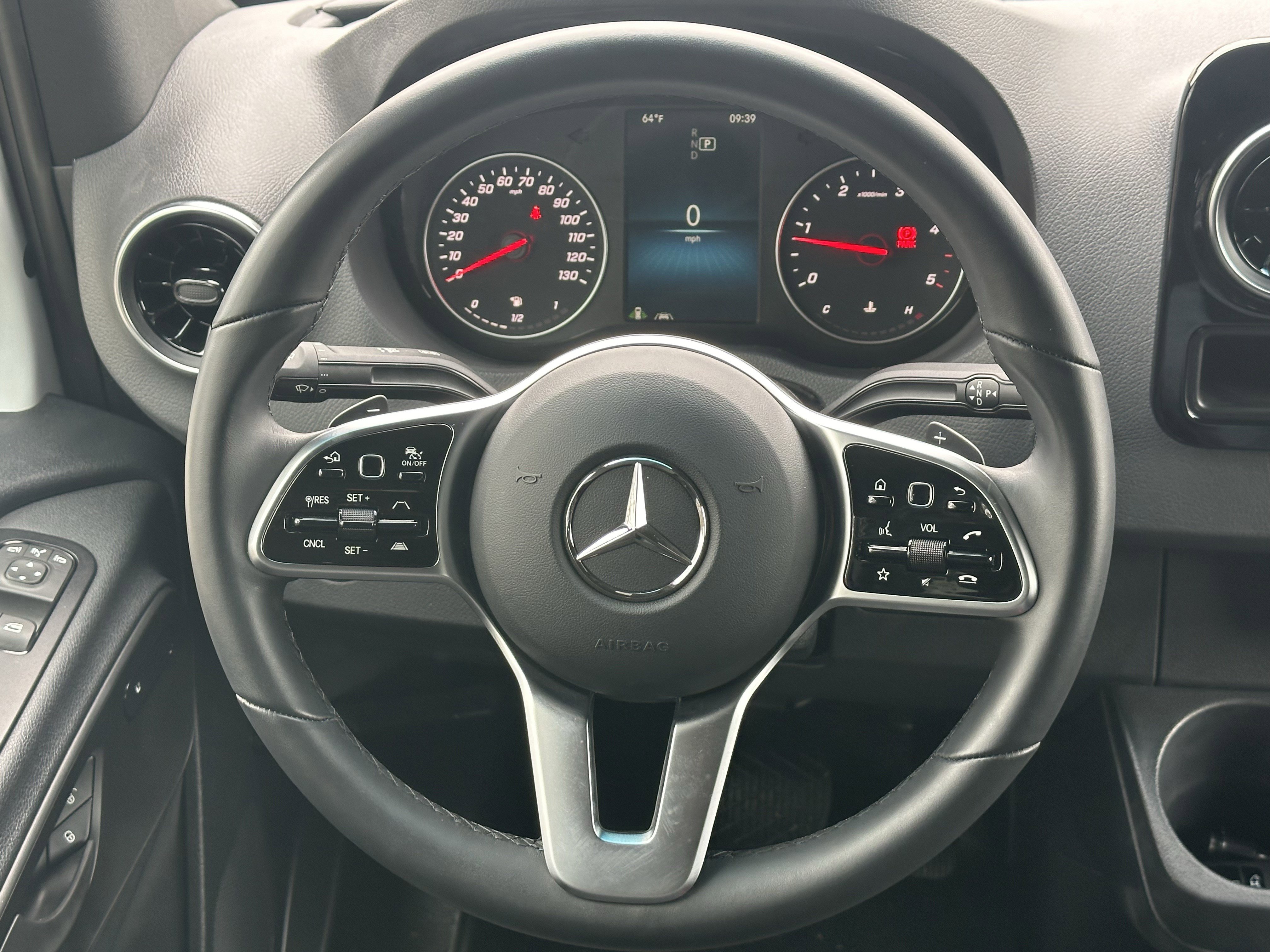 Used 2024 Mercedes-Benz Sprinter 2500 image 24