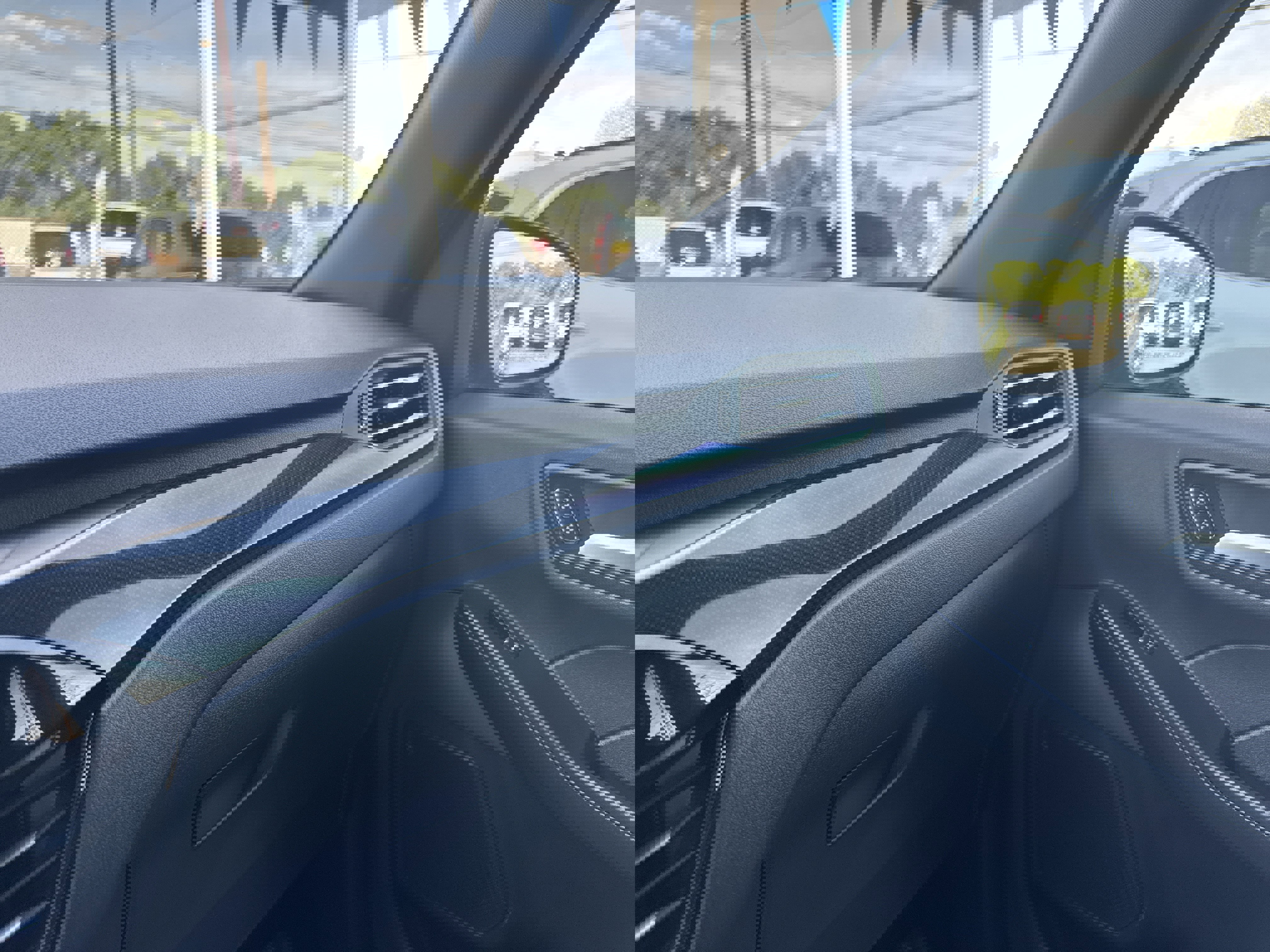 Used 2025 Ford Escape ST-Line Select image 32