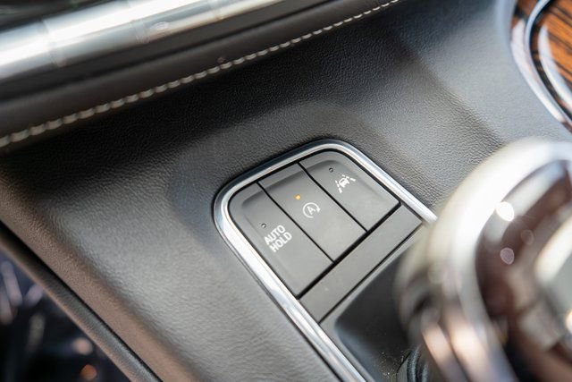 Used 2024 Cadillac Escalade Premium Luxury w/ Performance Package image 56