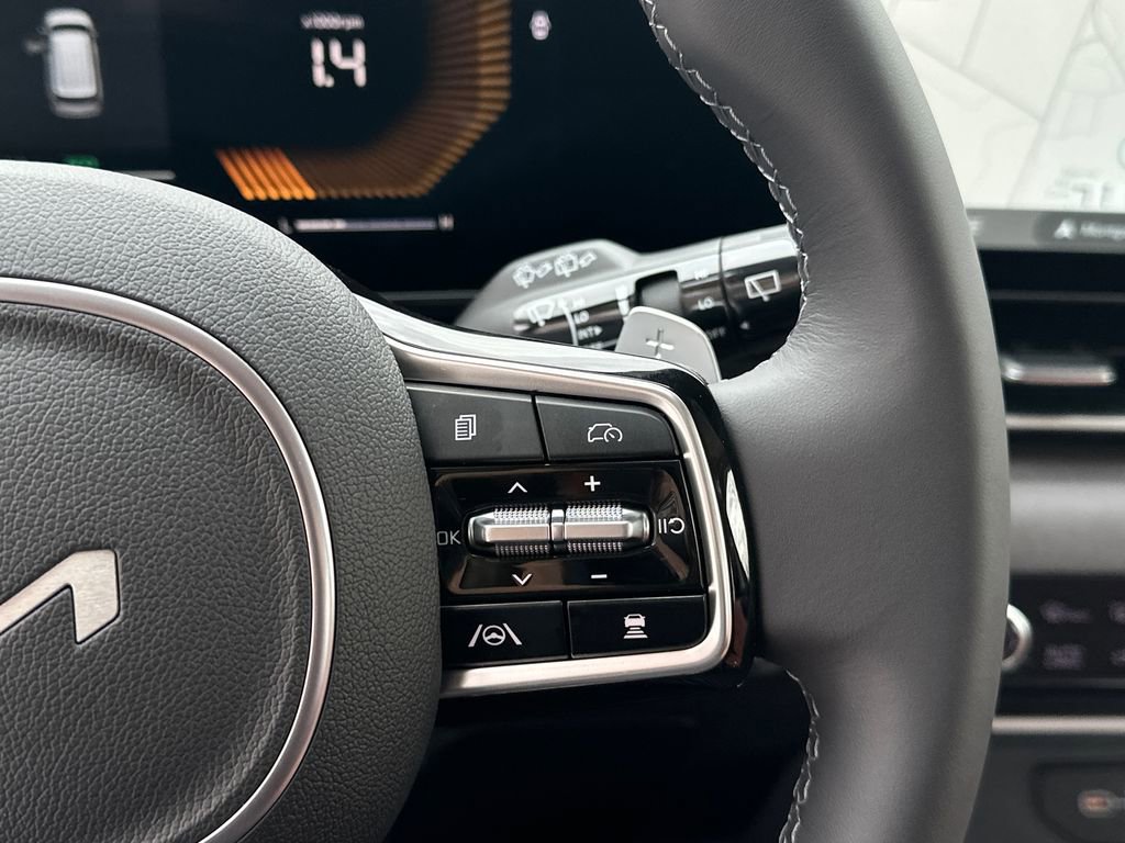 New 2026 Kia Carnival EX image 25