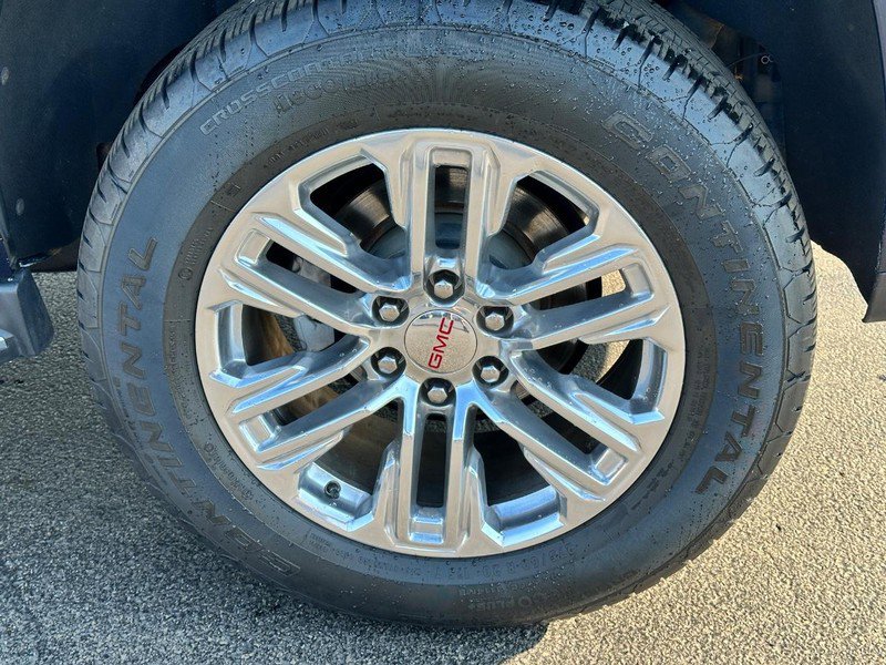 Used 2019 GMC Yukon Denali w/ Open Road Package AWD/4WD image 7