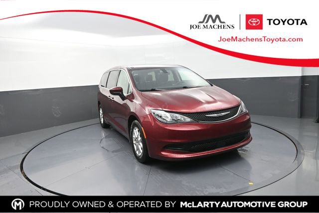Used 2022 Chrysler Voyager LX