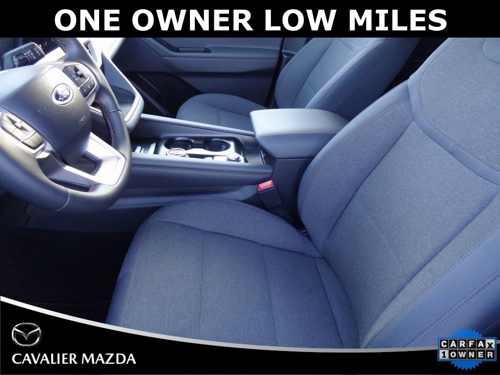 Used 2025 Ford Explorer Active image 8