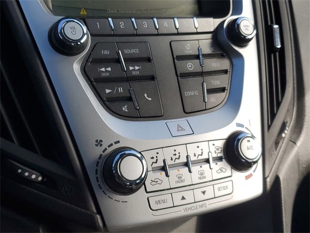 Used 2016 Chevrolet Equinox LS image 25