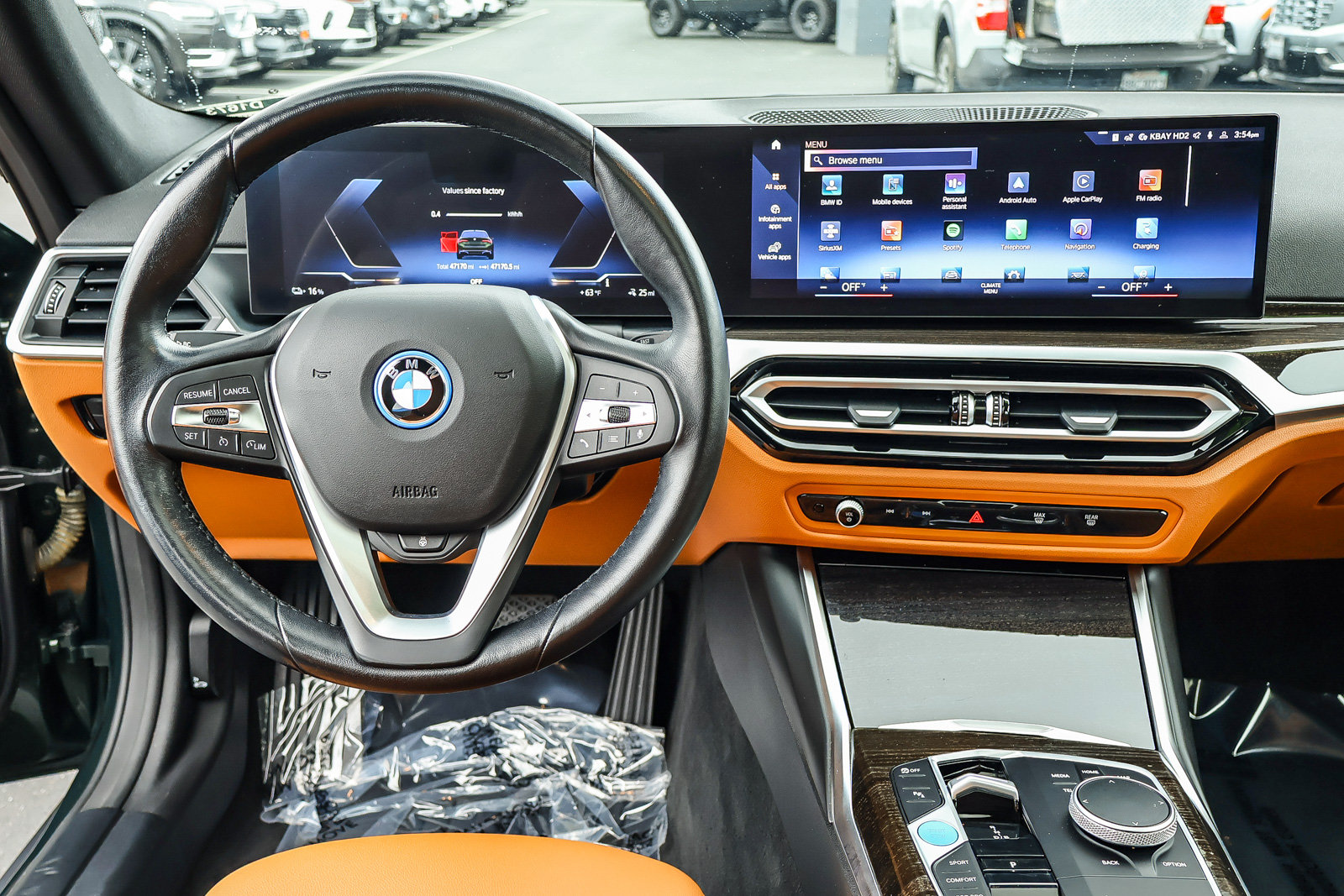 Used 2023 BMW i4 eDrive35 w/ Premium Package RWD image 3