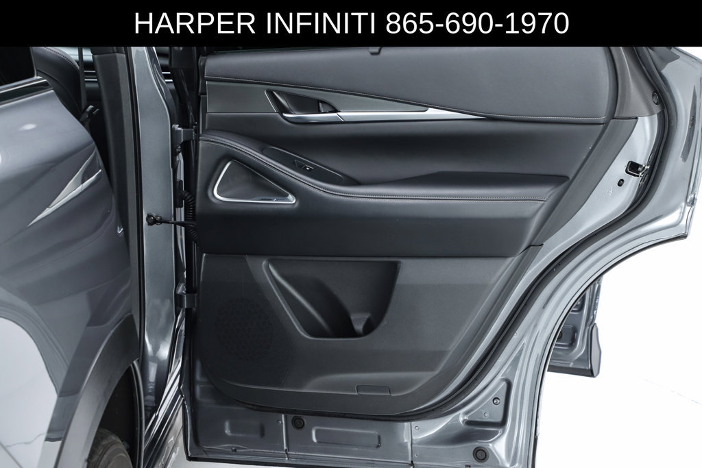 Used 2023 INFINITI QX60 Luxe w/ Performance Audio Package FWD image 31