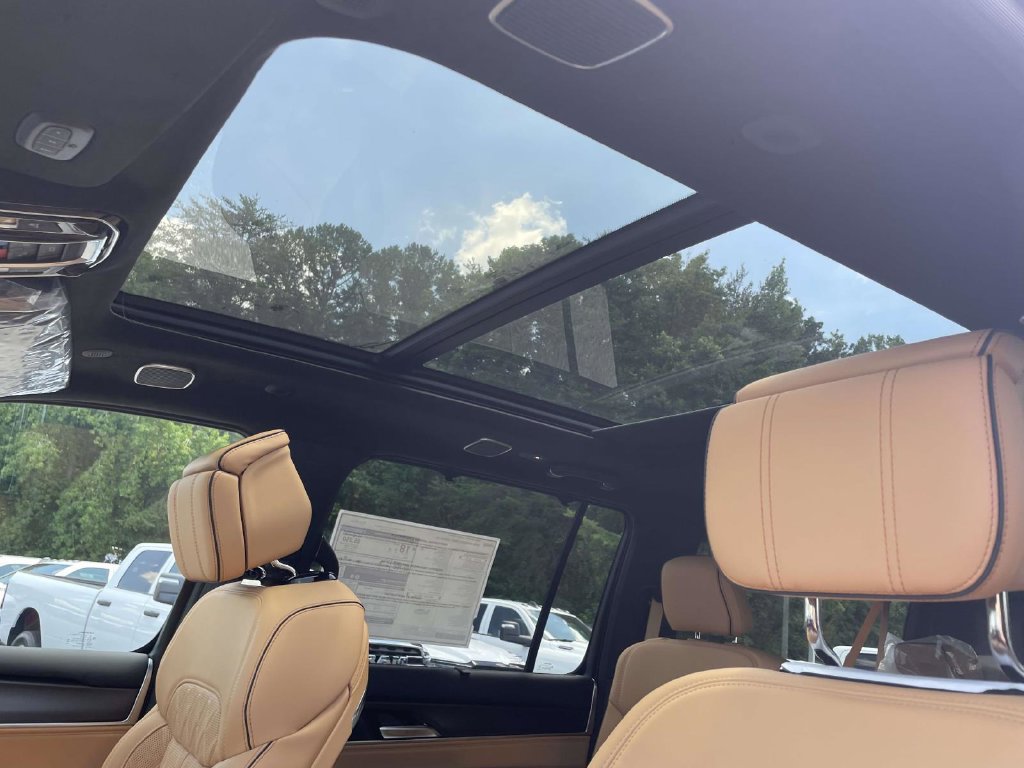New 2026 Jeep Grand Wagoneer L Summit AWD/4WD image 29