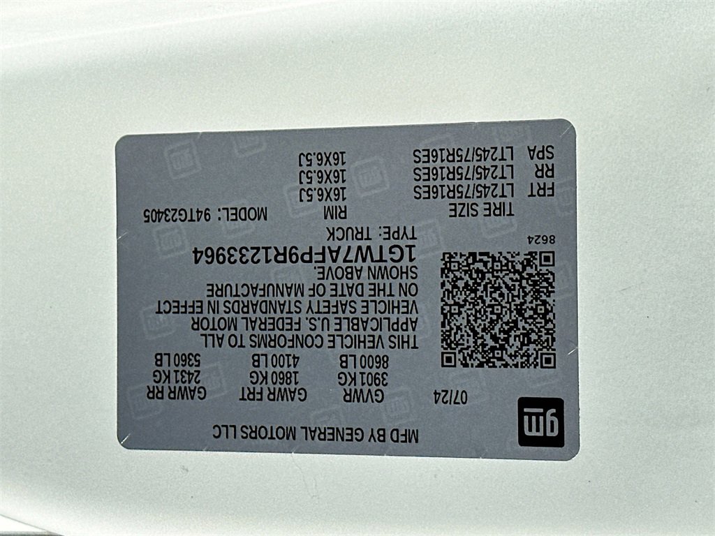 Certified 2024 GMC Savana 2500 w/ Driver Convenience Package image 25