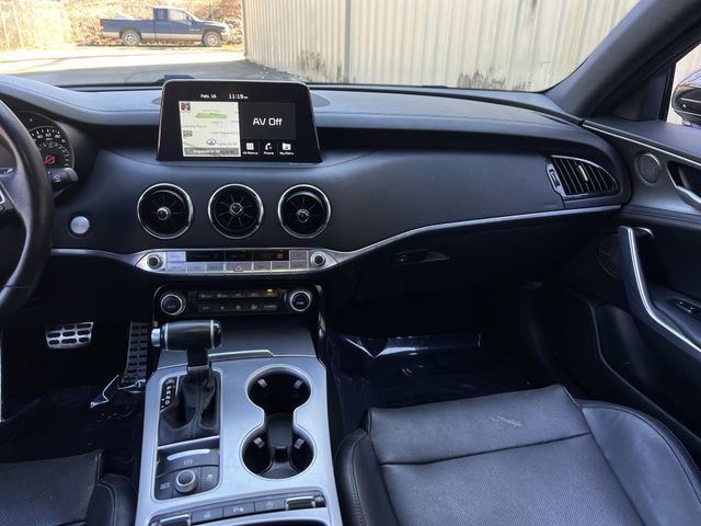 Used 2018 Kia Stinger GT1 image 15