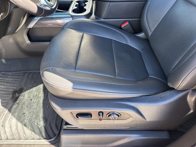 Used 2021 Chevrolet Silverado 2500 LTZ w/ LTZ Convenience Package image 20