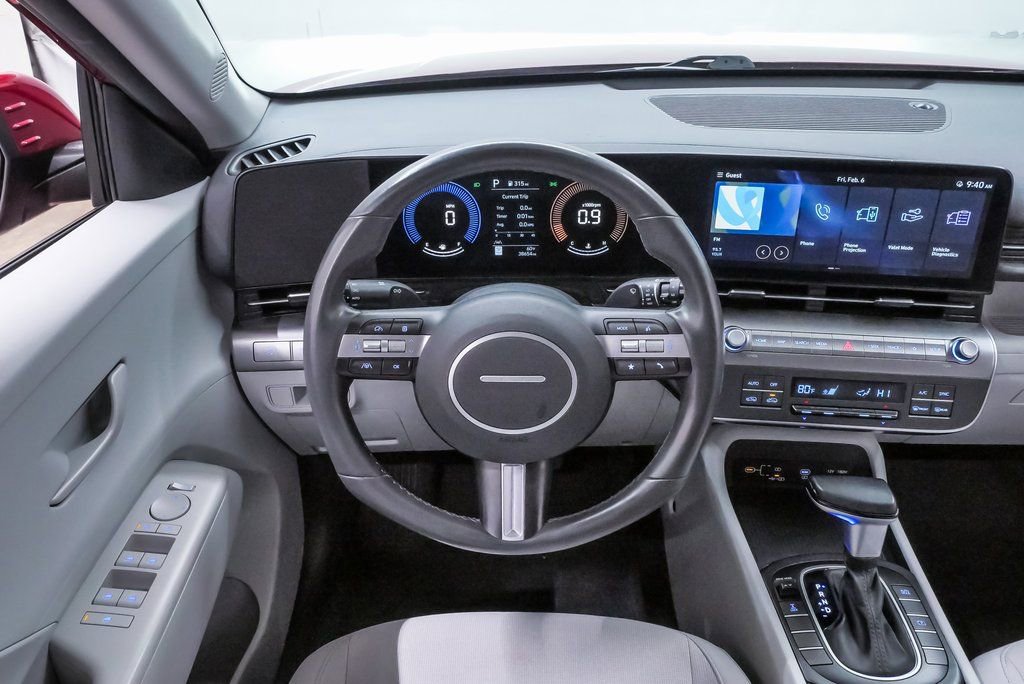 Certified 2024 Hyundai Kona SEL image 18