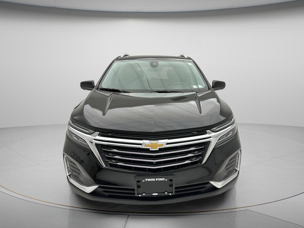 Used 2024 Chevrolet Equinox Premier AWD/4WD image 2