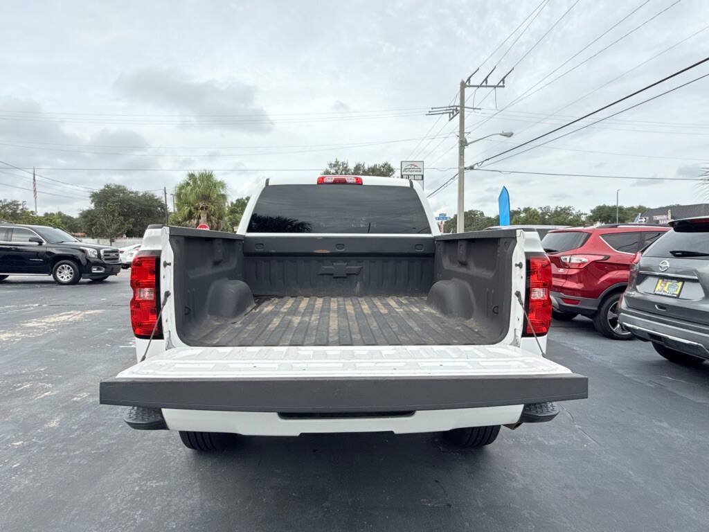 Used 2017 Chevrolet Silverado 1500 LT w/ All Star Edition AWD/4WD image 7