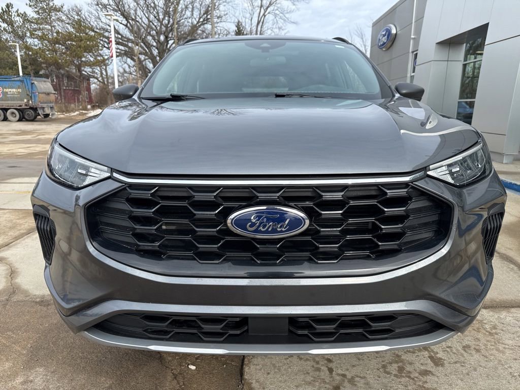Used 2024 Ford Escape ST-Line w/ Tech Pack #1 image 32
