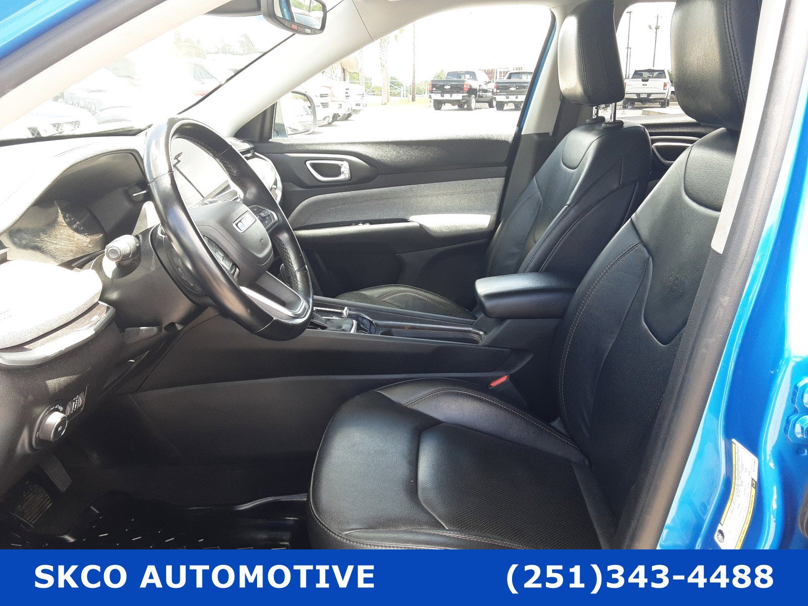 Used 2022 Jeep Compass Latitude w/ Mopar Graphics Package AWD/4WD image 11