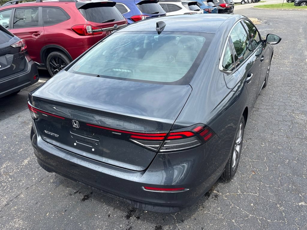 Used 2023 Honda Accord EX image 3