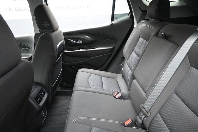 Used 2023 GMC Terrain SLE w/ Driver Convenience Package FWD image 23