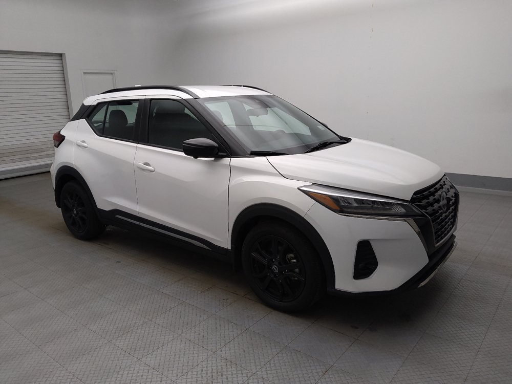 Used 2023 Nissan Kicks SR FWD image 11