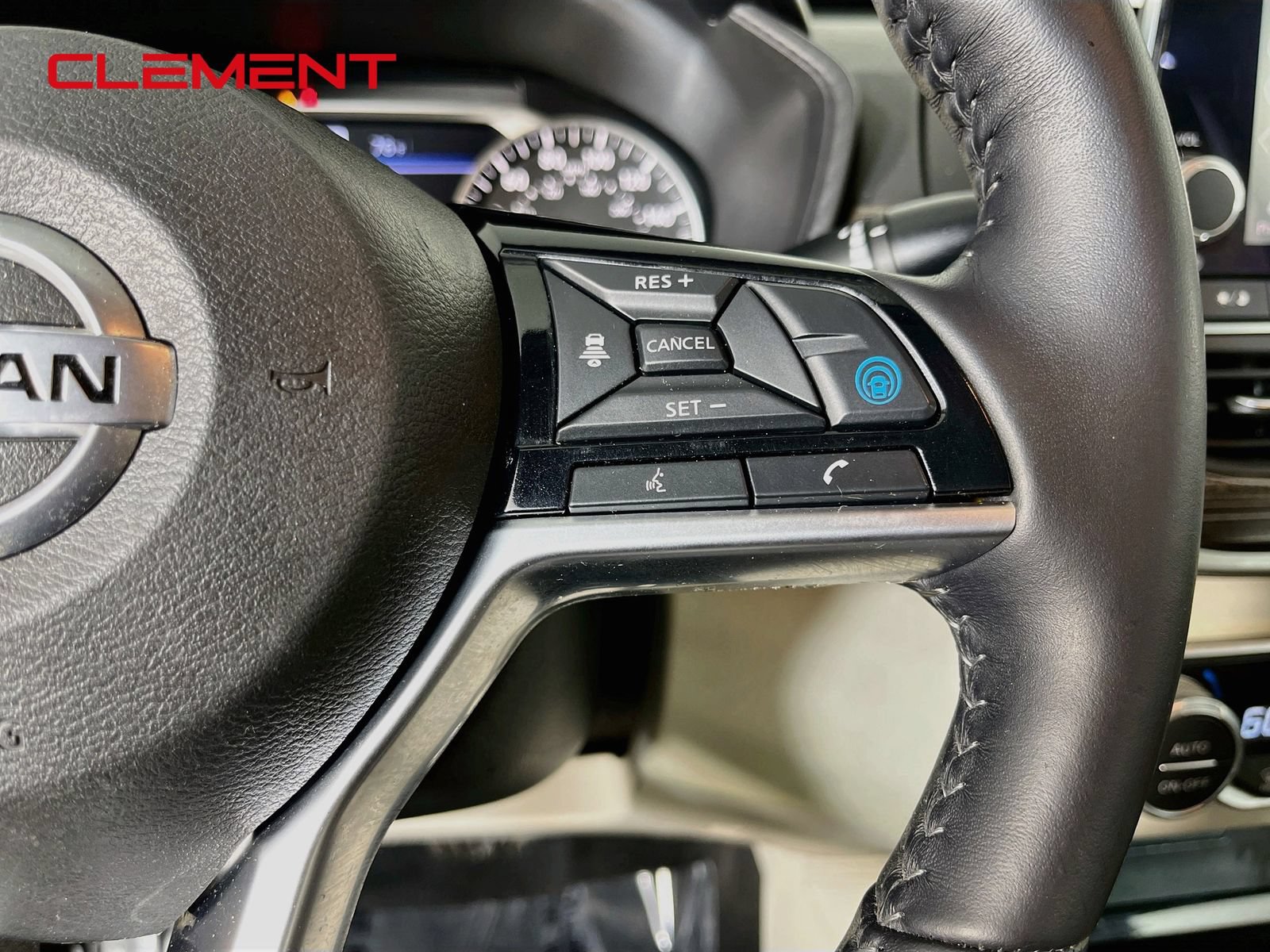 Used 2020 Nissan Altima 2.0 Platinum FWD image 15