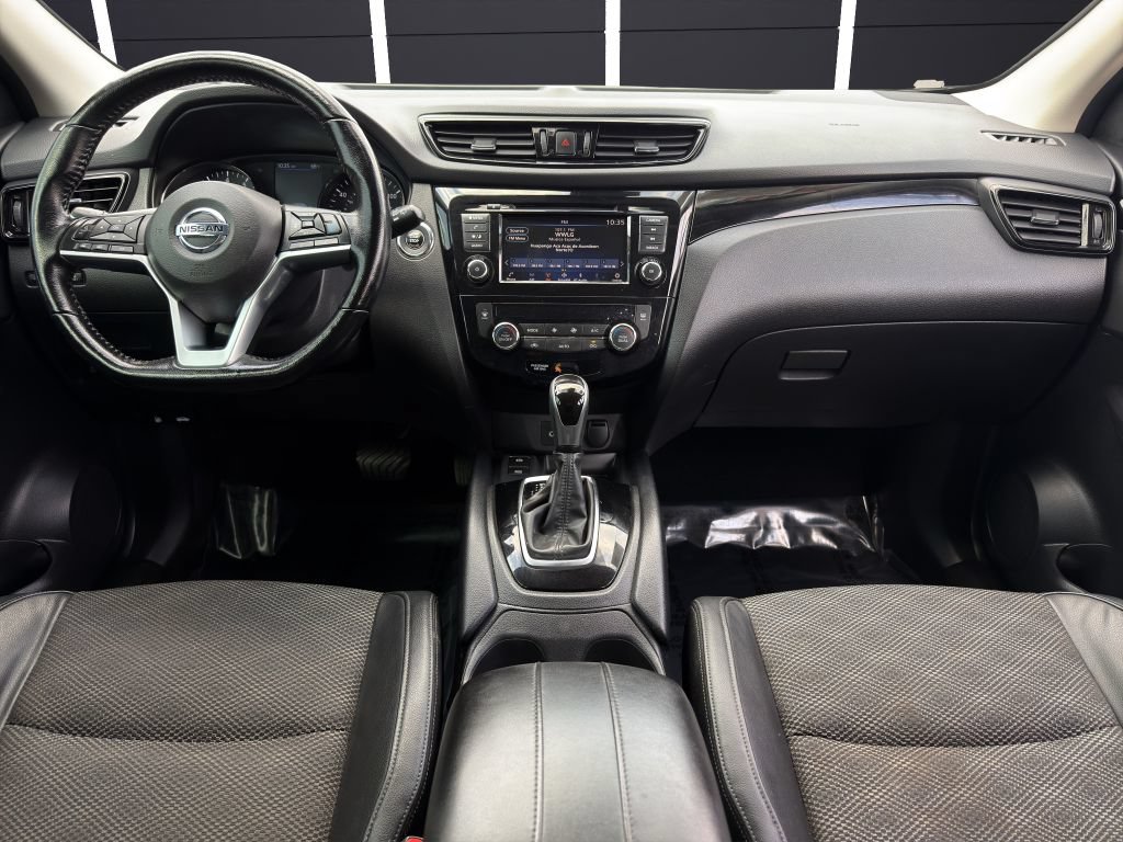 Used 2022 Nissan Rogue Sport SV w/ Technology Package AWD/4WD image 11