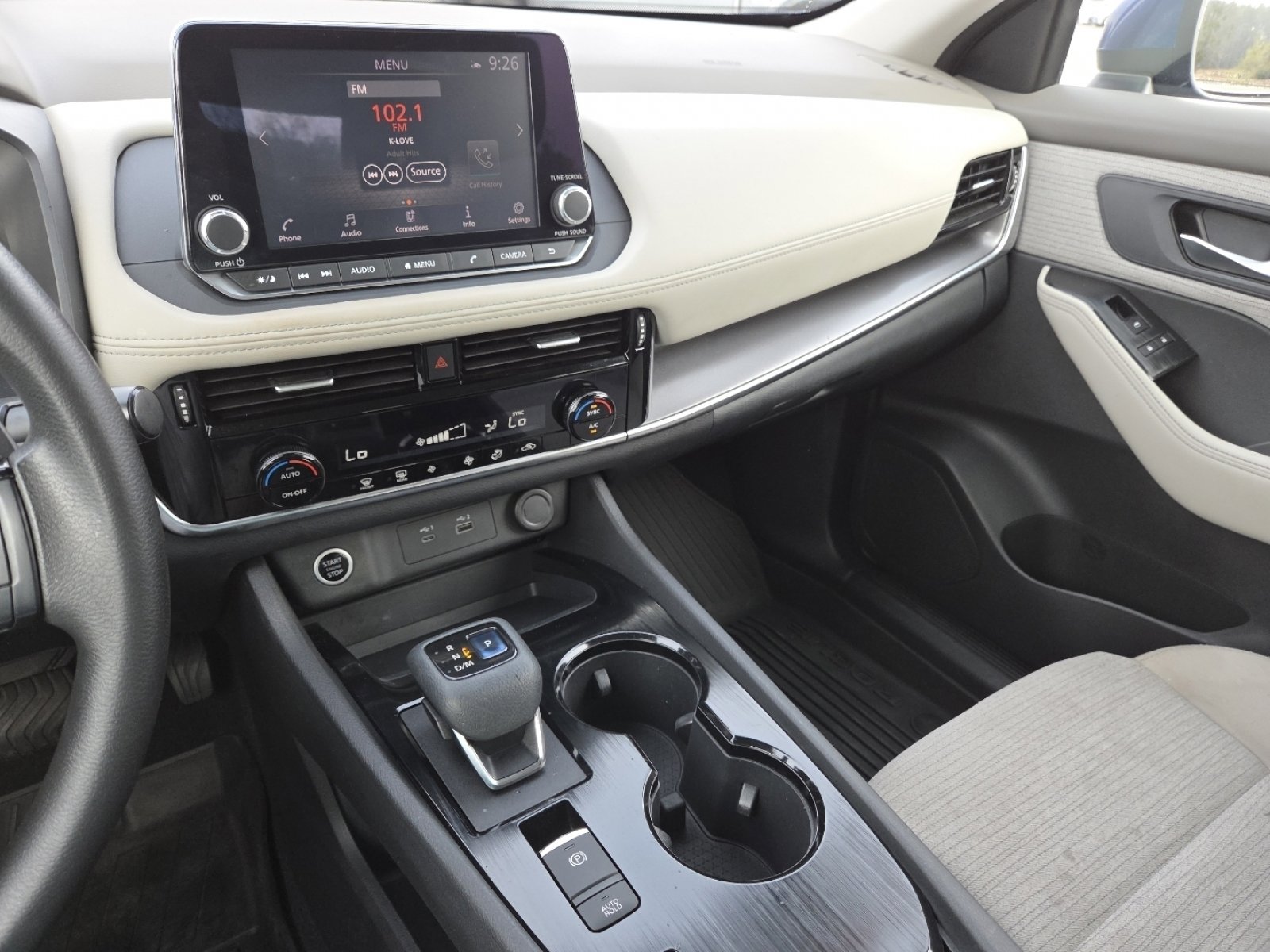 Used 2021 Nissan Rogue SV image 29