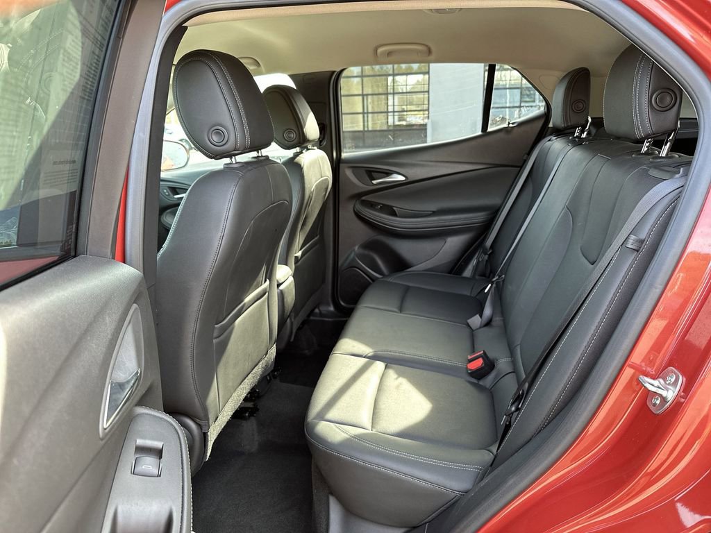 Used 2024 Buick Encore GX Sport Touring image 23