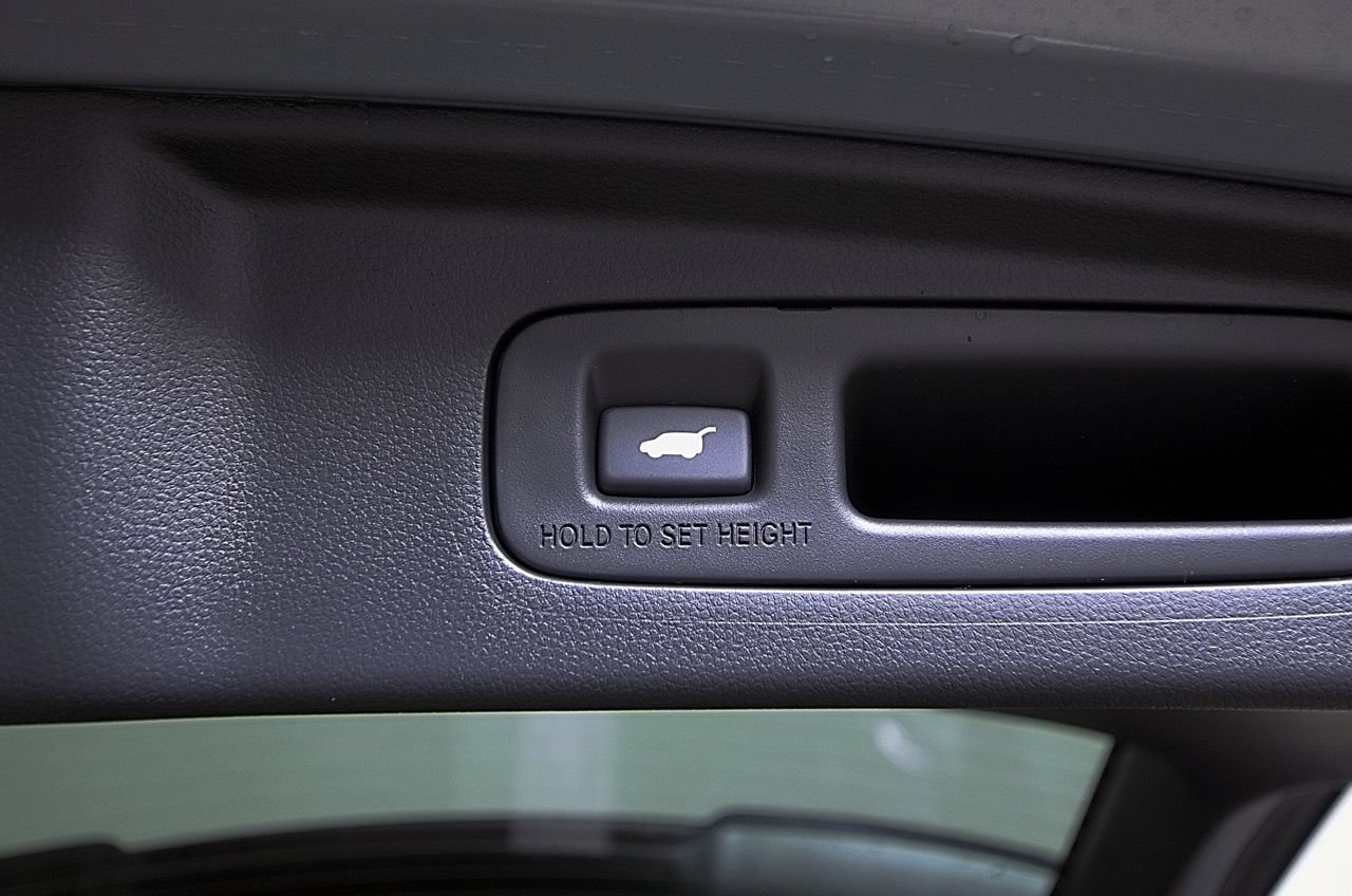 Used 2024 Honda CR-V EX-L image 12