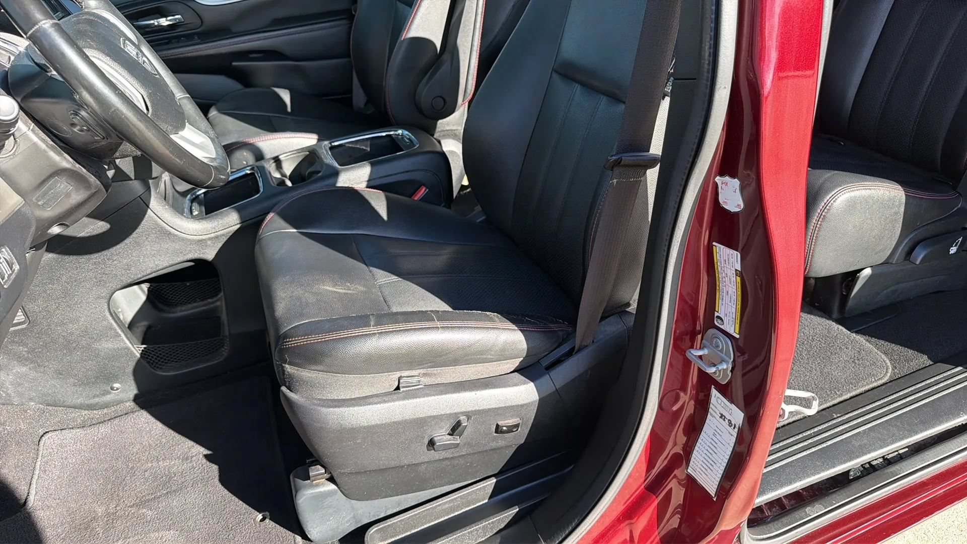 Used 2020 Dodge Grand Caravan GT FWD image 90