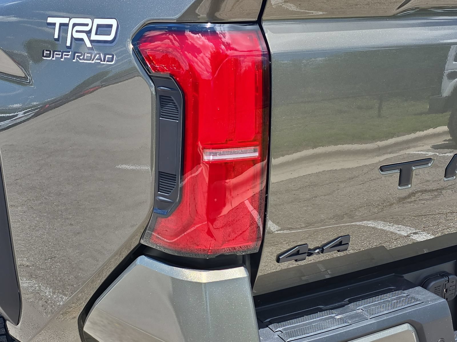 New 2026 Toyota Tacoma TRD Off-Road AWD/4WD image 34