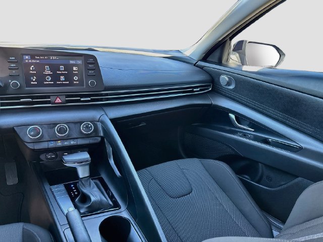 New 2026 Hyundai Elantra SE FWD image 21