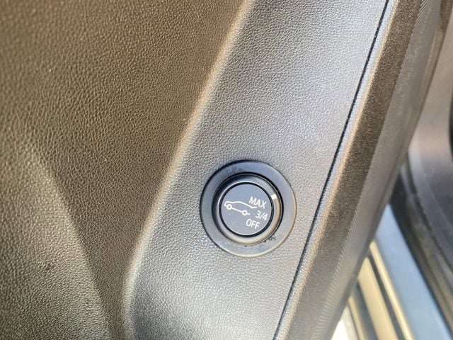 Used 2024 Chevrolet Equinox LT FWD image 34
