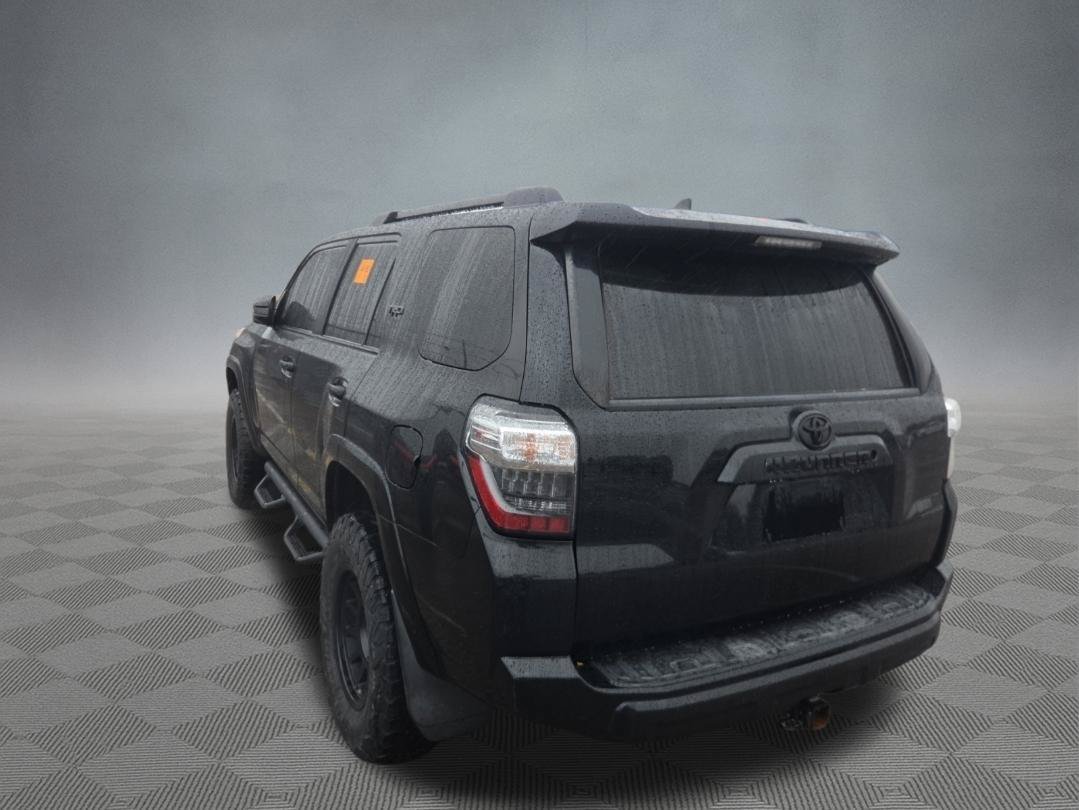 Used 2019 Toyota 4Runner TRD Off-Road AWD/4WD image 6