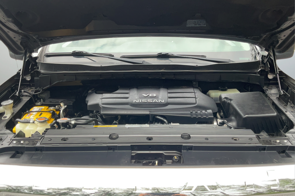 Used 2017 Nissan Titan SV RWD image 22
