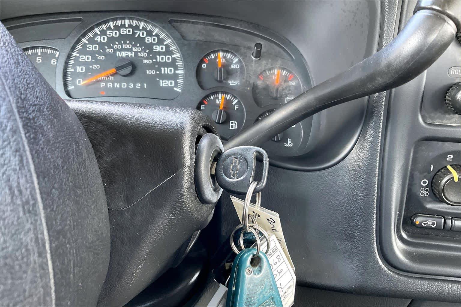 Used 2006 Chevrolet Silverado 1500 W/T RWD image 31
