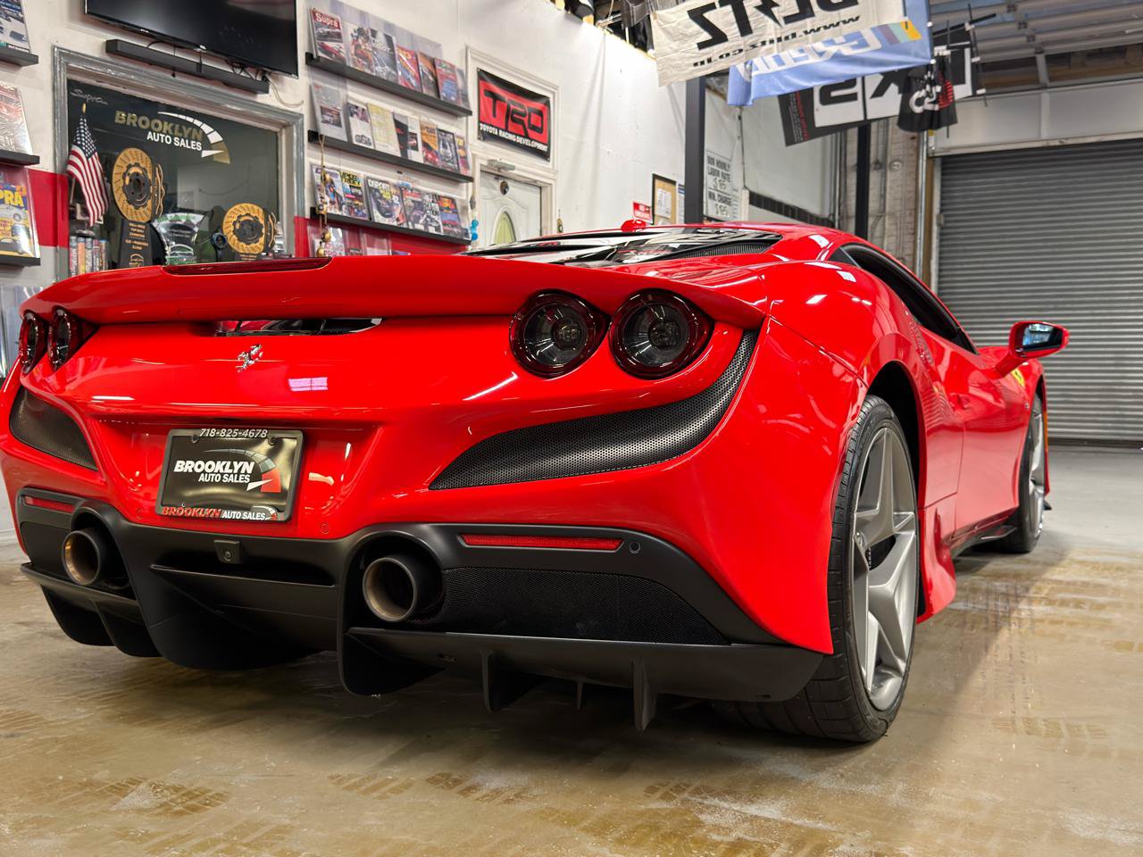 Used 2020 Ferrari F8 Tributo RWD image 7