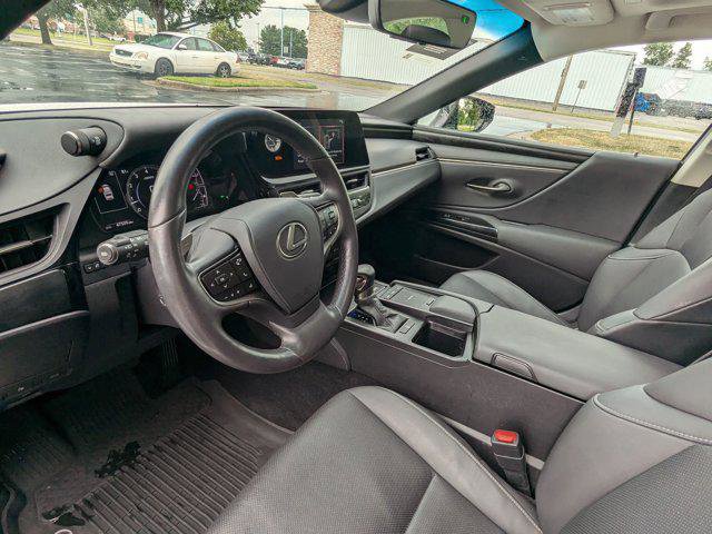 Used 2022 Lexus ES 350 w/ Premium Package image 16