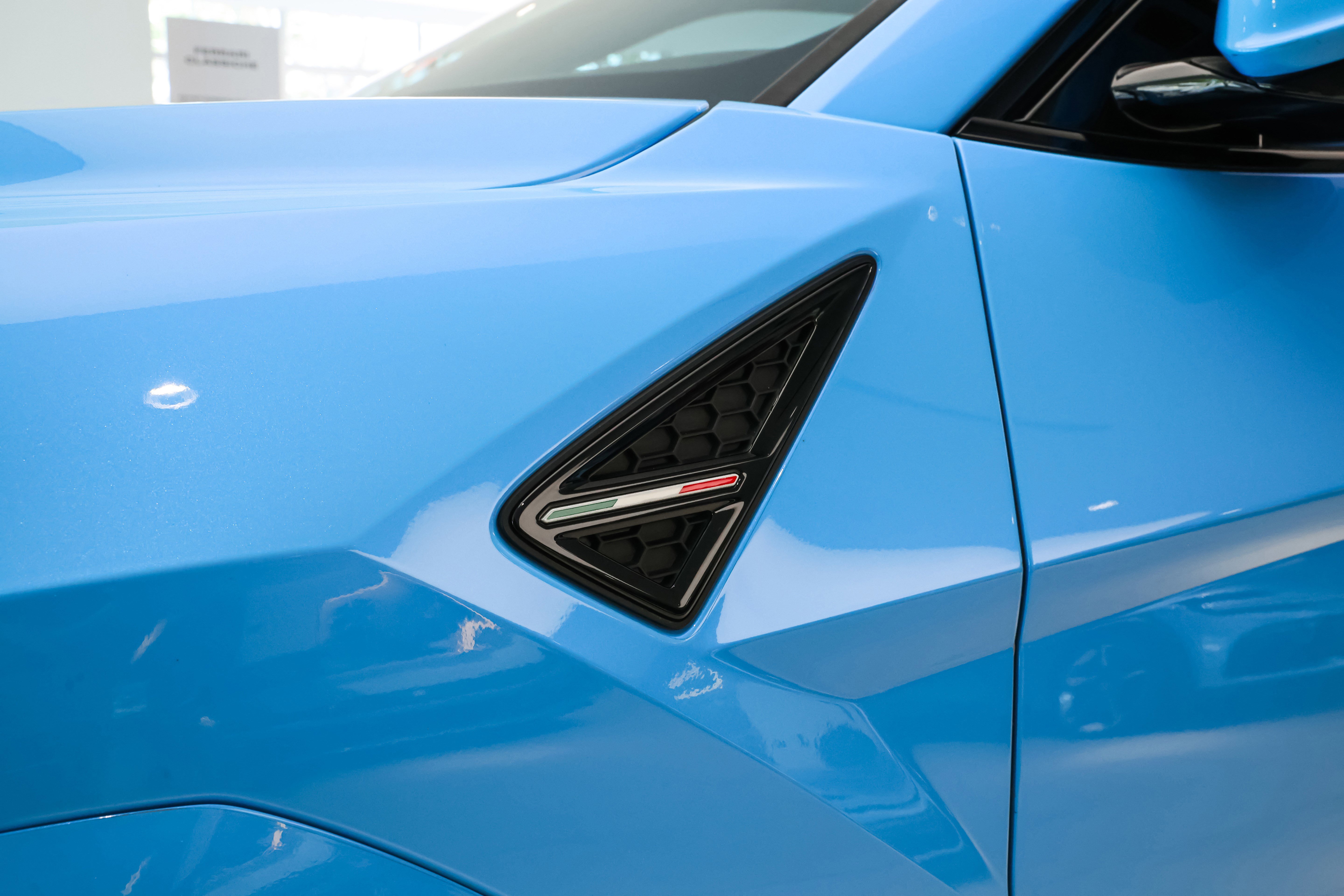 Used 2024 Lamborghini Urus S image 50