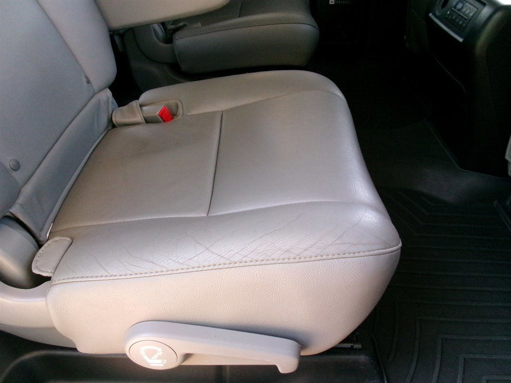 Used 2013 Toyota Sequoia Limited RWD image 23