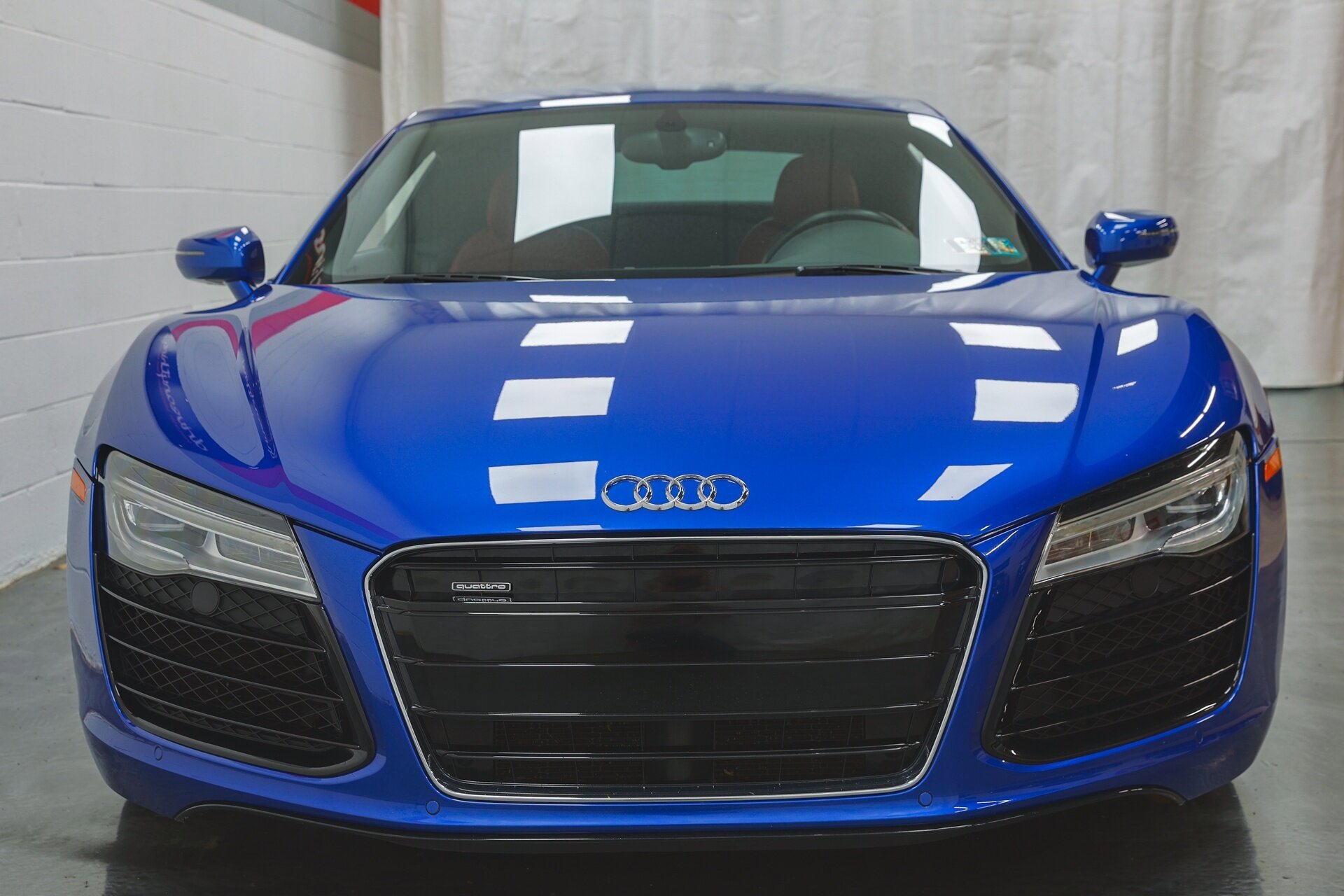 Used 2015 Audi R8 V8 image 2