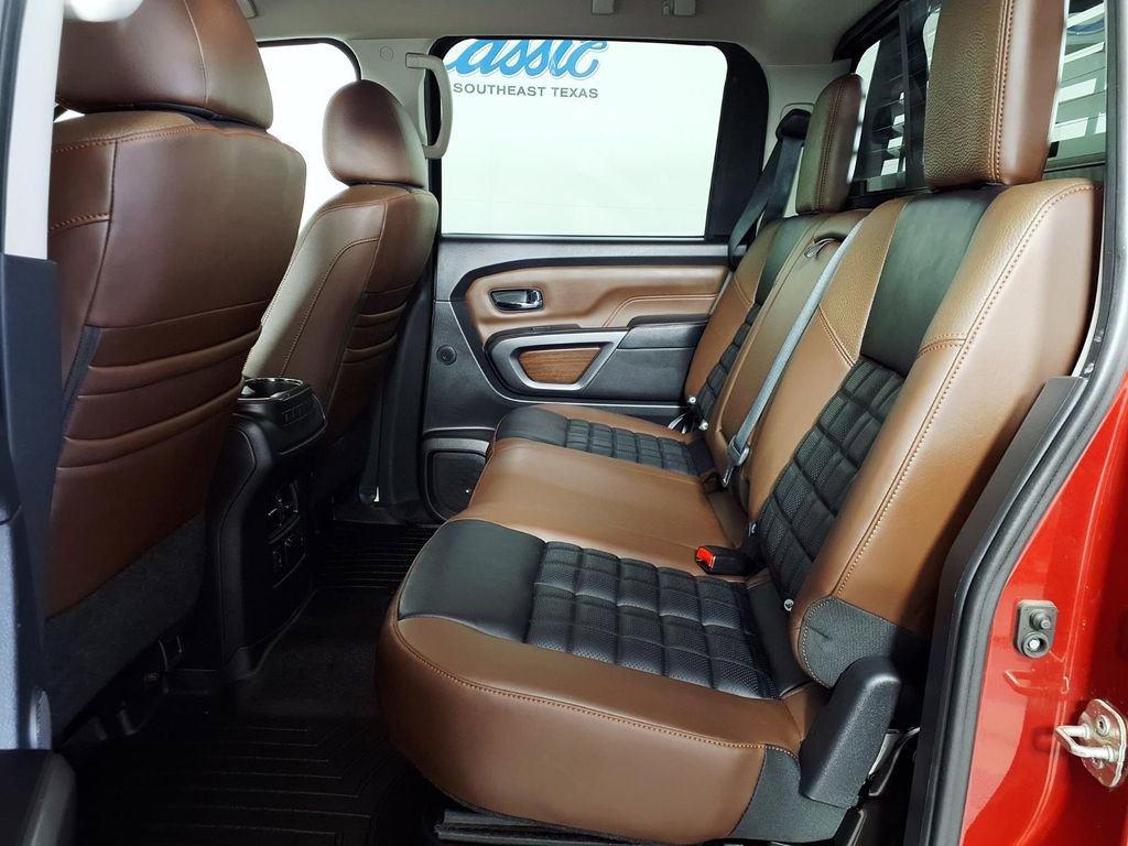 Used 2018 Nissan Titan Platinum Reserve w/ Platinum Utility Package image 8