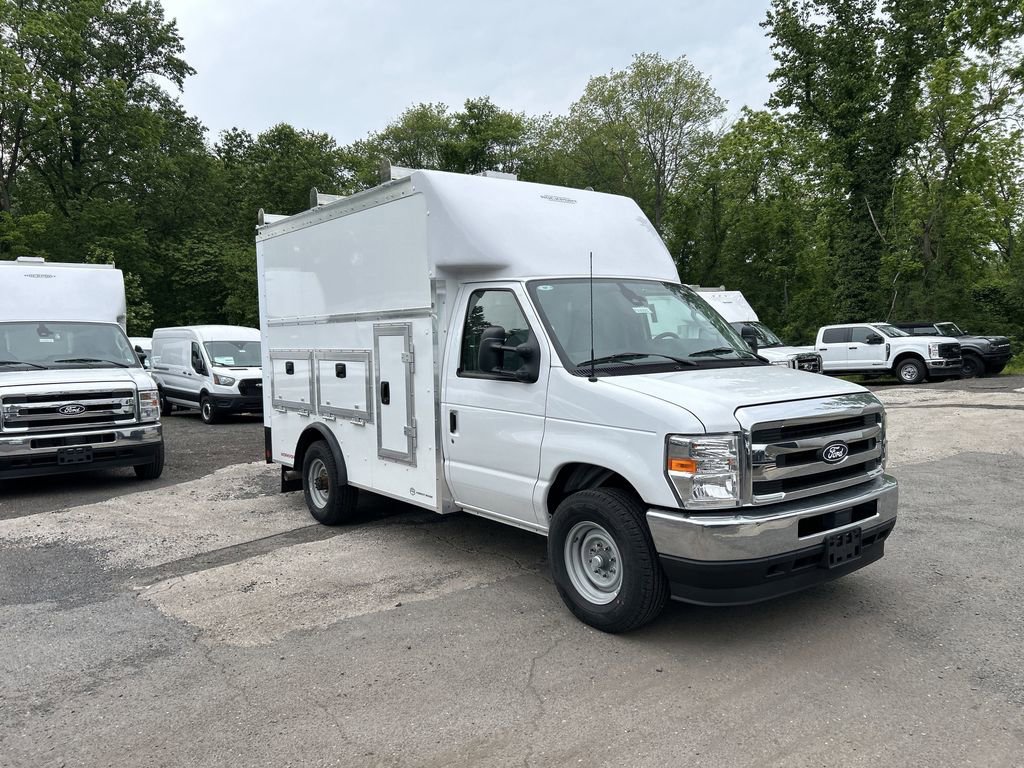 New 2026 Ford E-350 and Econoline 350 Super Duty w/ Power Equipment Group image 3