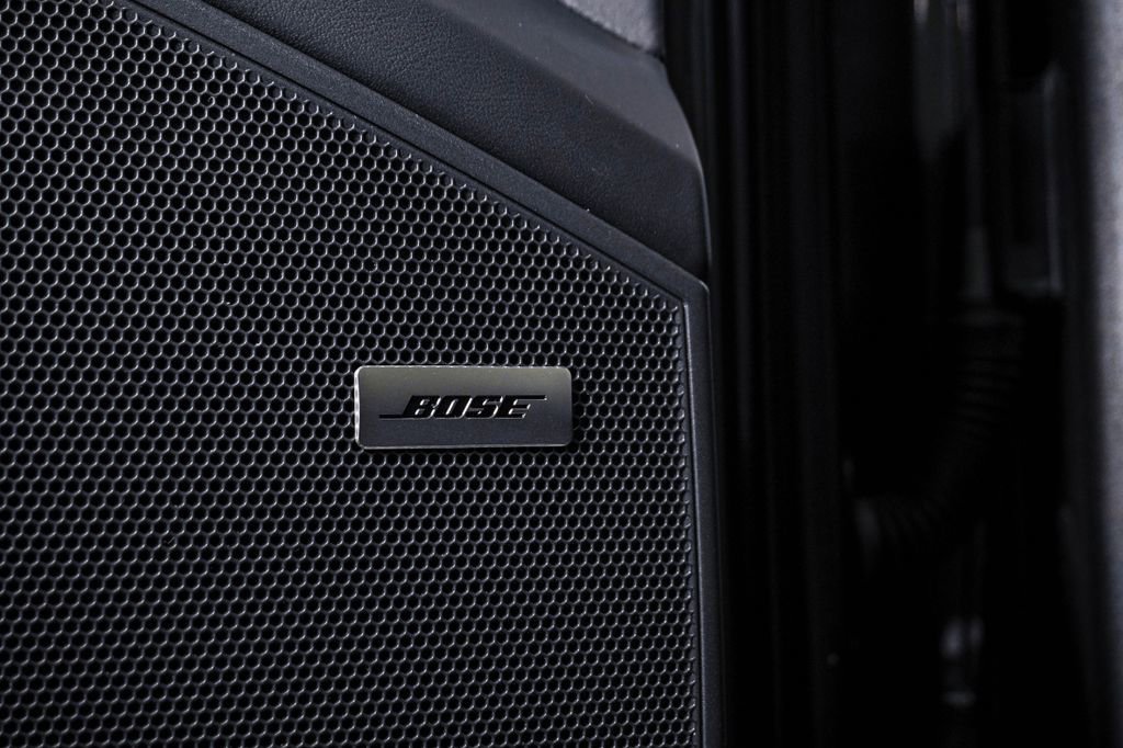 Certified 2025 Porsche Cayenne Coupe image 27